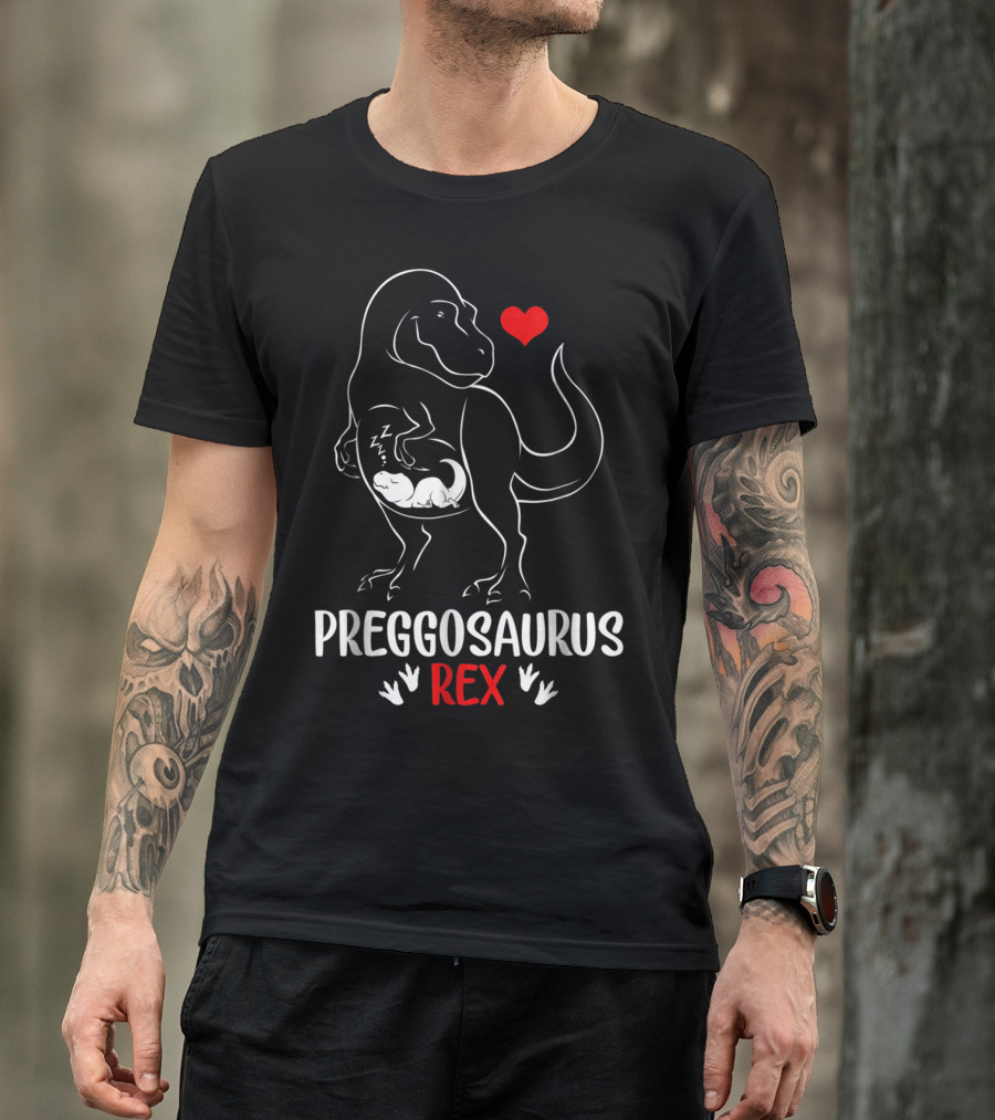 Pregosaurus Rex Heart Pregnant Mom Dinosaur With Baby T-Shirt