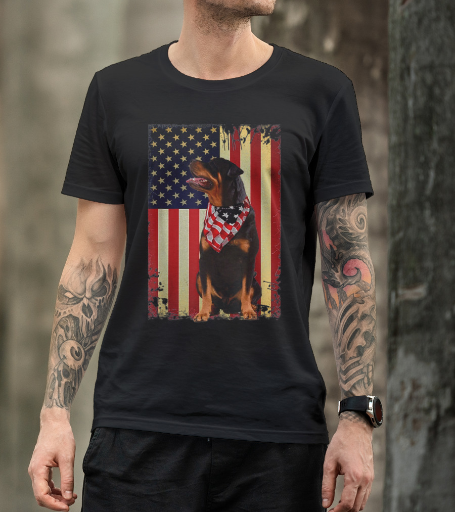 Rottweiler Smile American Flag Patriotic Independence T-Shirt