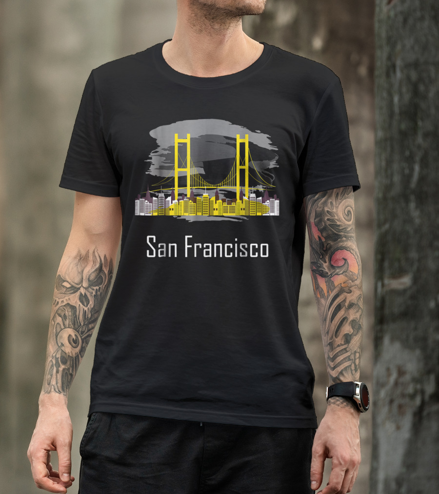 San Francisco Golden Gate Bridge California Skyline T-Shirt