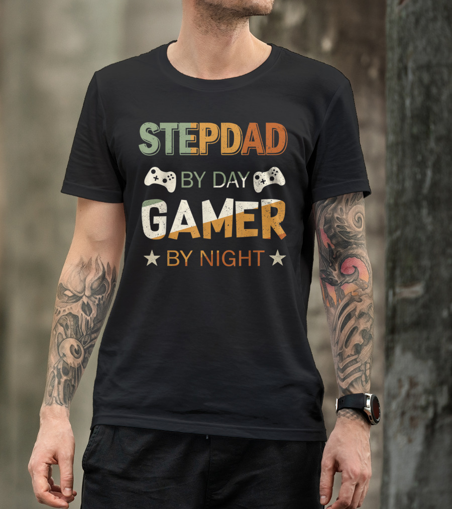 Stepdad By Day Gamer By Night Game Controller Stars T-Shirt
