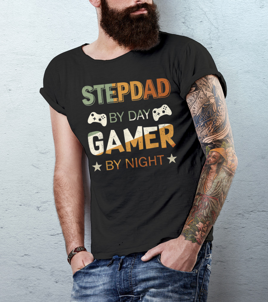 Stepdad By Day Gamer By Night Game Controller Stars T-Shirt