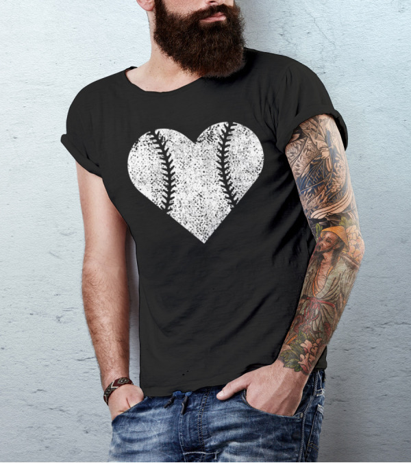 Baseball Mom Love Heart Funny Cute Comfy T-Shirt