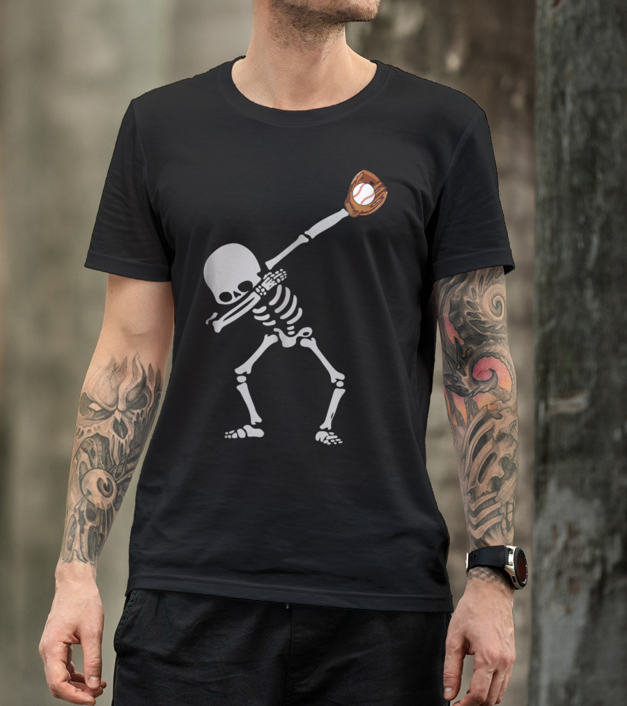 Dabbing Skeleton Catching Baseball Halloween T-Shirt