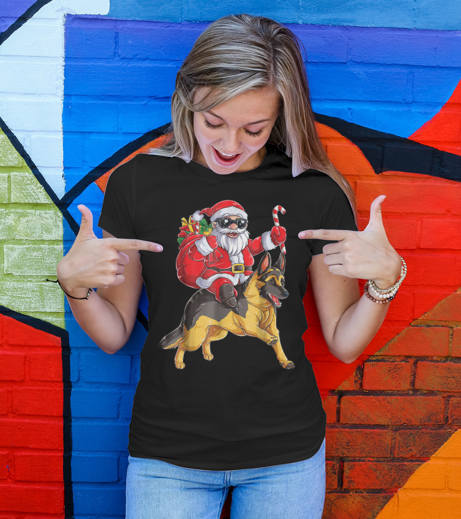 German Shepherd Christmas Santa Claus Riding With Candy Cane Woofmas T8 T-Shirt
