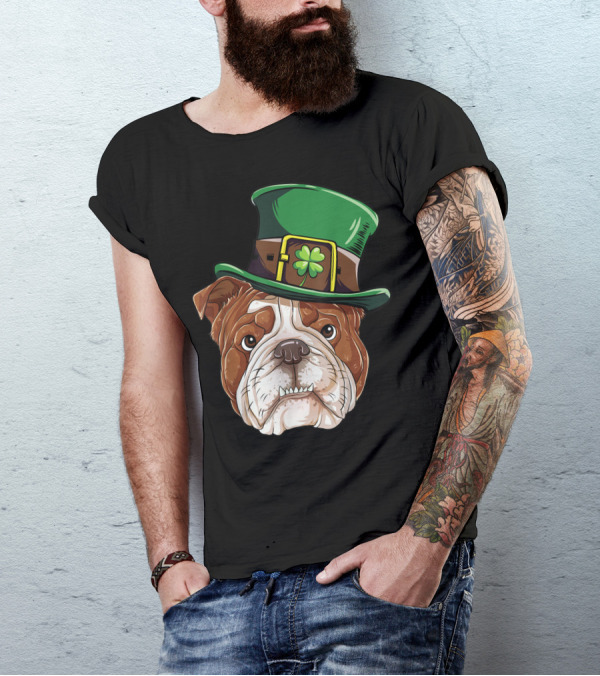 English Bulldog Wearing Leprechaun Hat St Patricks Day Dog T-Shirt