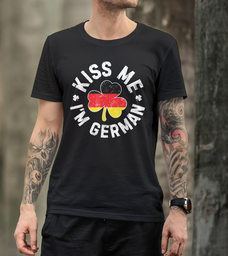 Kiss Me I'm German Clover St Patricks Day Germany T-Shirt