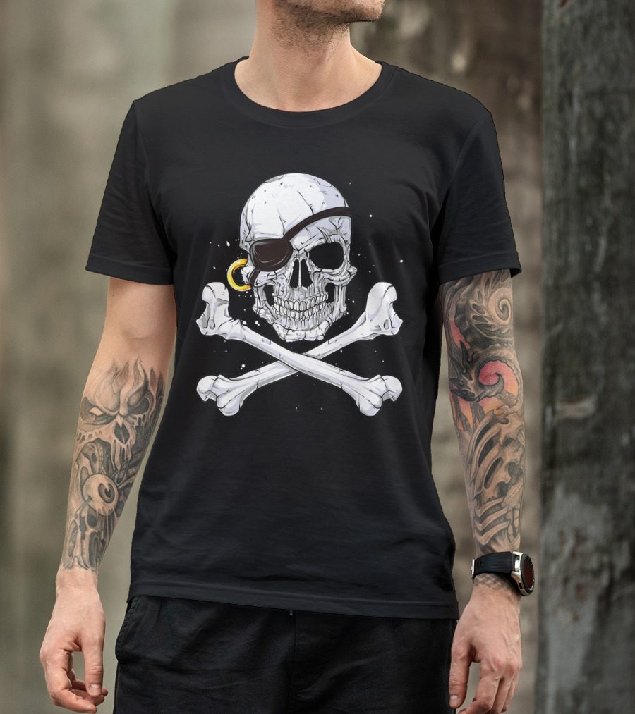 Jolly Roger Skull Crossbones Pirate Eye Patch Gold Earring T-Shirt