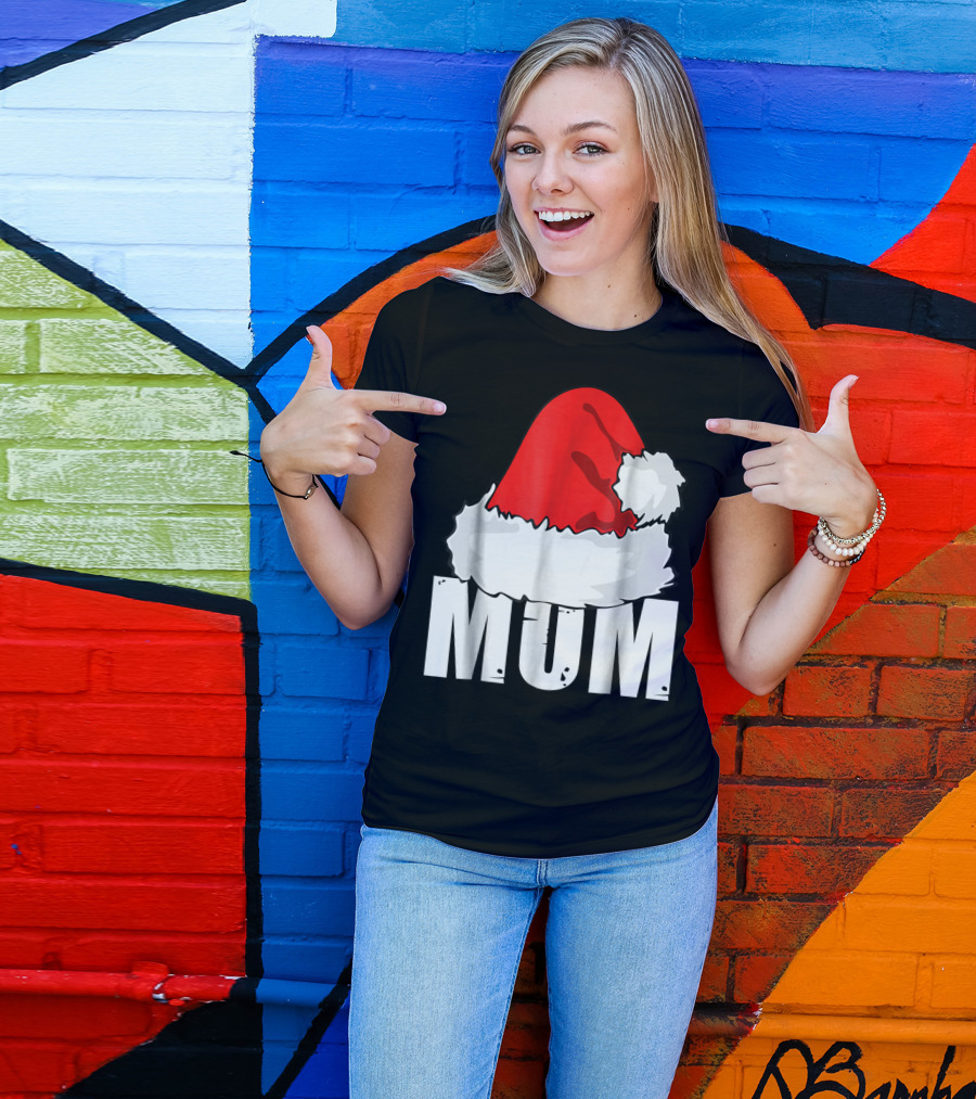 Mum Christmas Santa Hat Family Matching T-Shirt