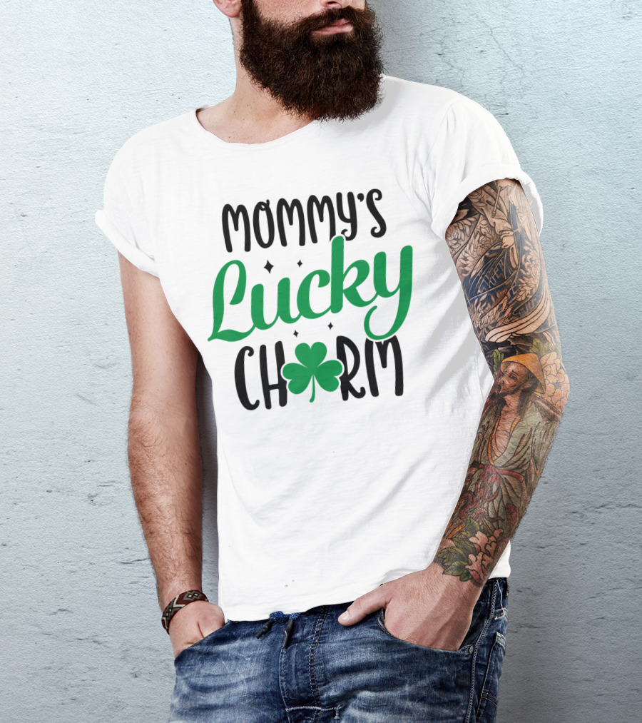 Mommy's Lucky Charm Shamrock St Patricks Day T-Shirt