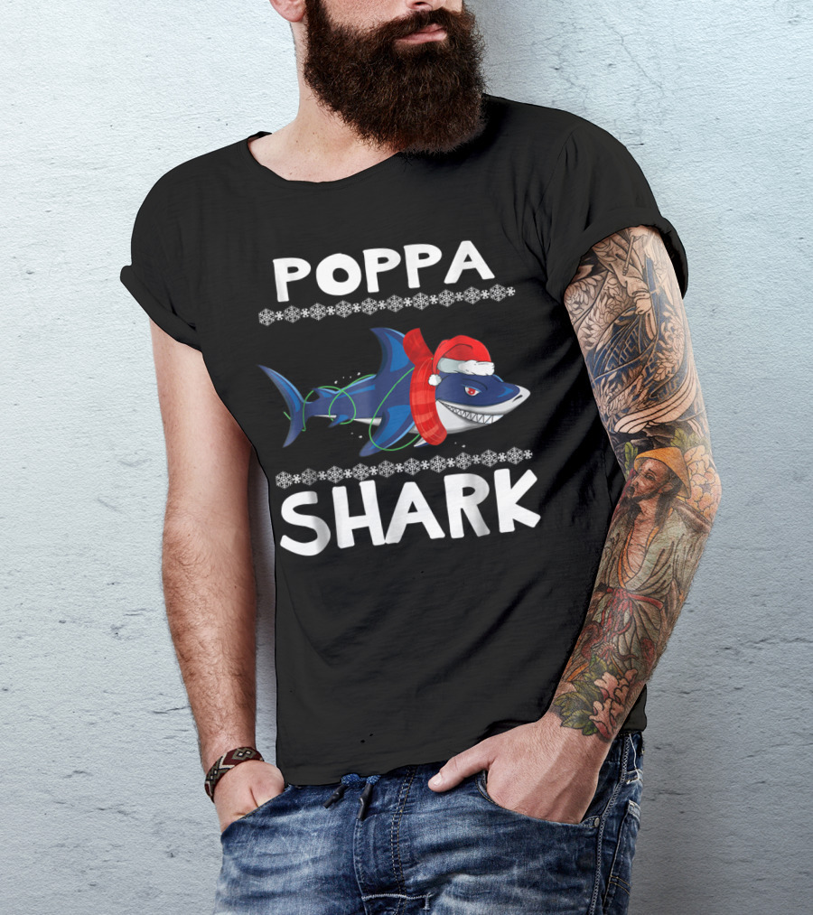 Poppa Shark Ugly Christmas Family Santa Hat Snowflakes T-Shirt