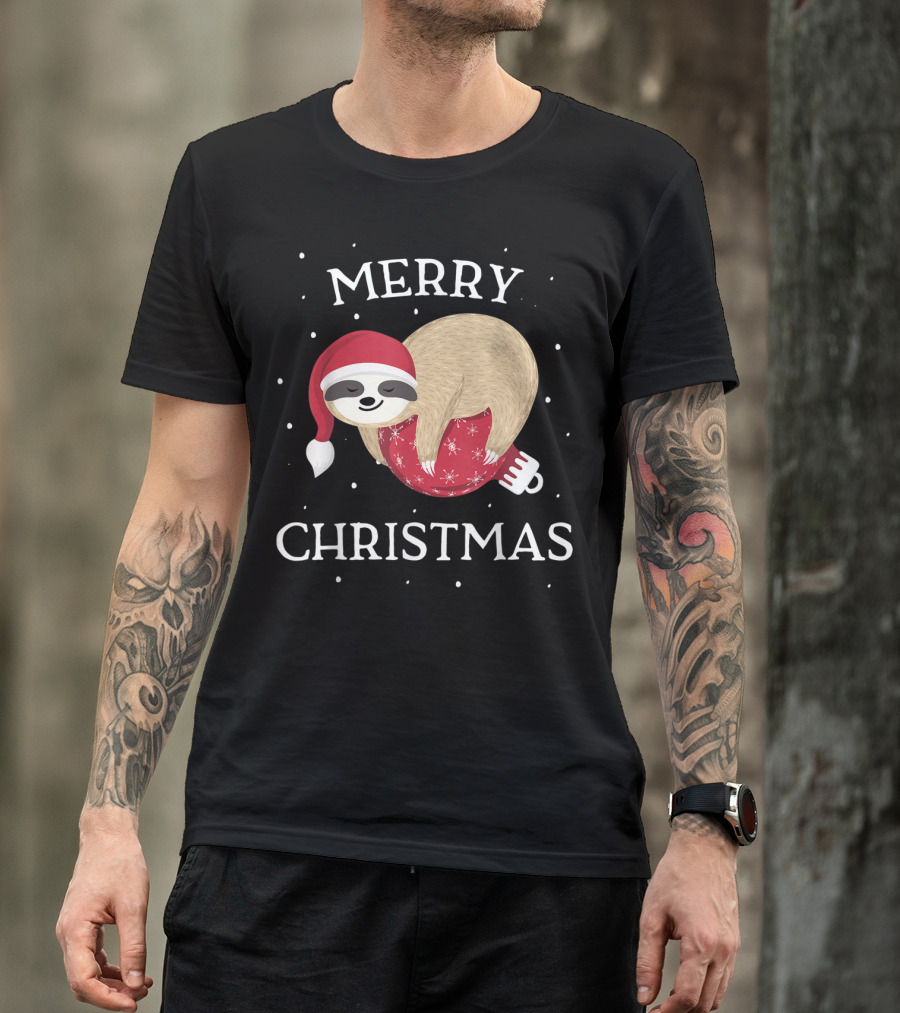 Merry Christmas Sloth Santa Hat Snowflakes T-Shirt