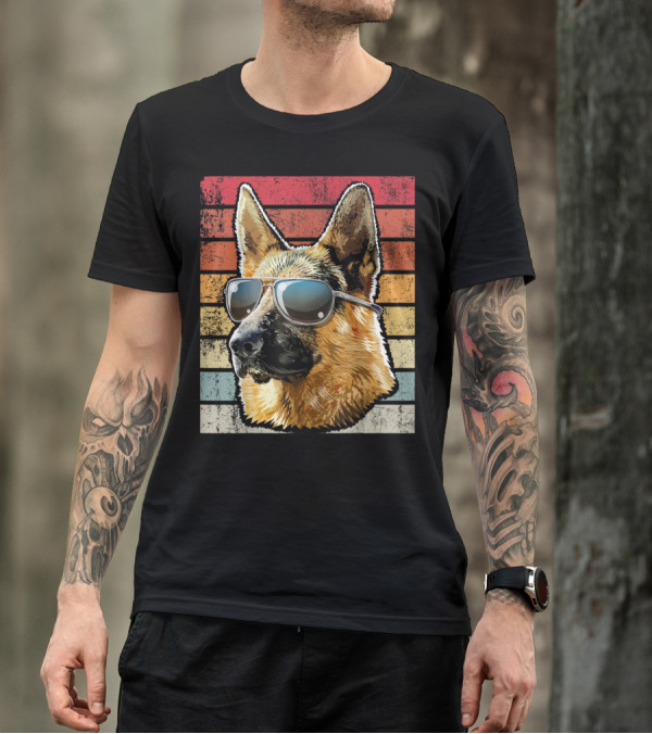 Retro Vintage German Shepherd Wearing Sunglasses T-Shirt