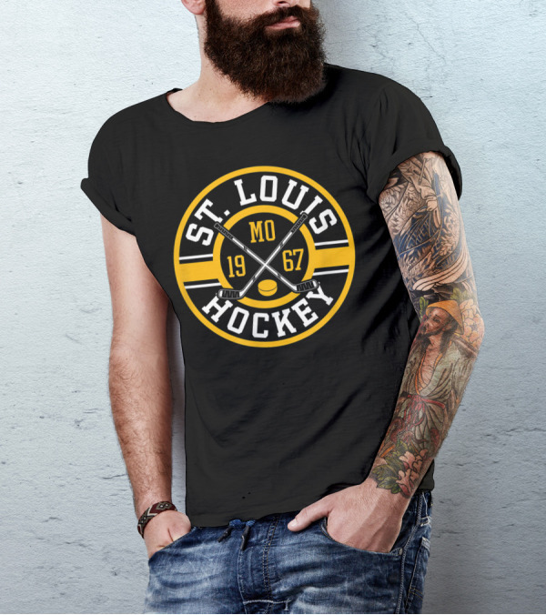 St Louis Hockey MO 1967 Vintage Ice Hockey Sticks T-Shirt