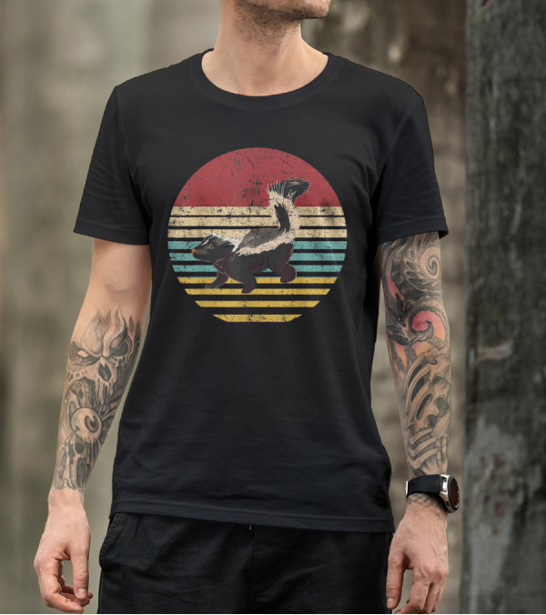 Retro Striped Sunset With Vintage Skunk Lovers T-Shirt