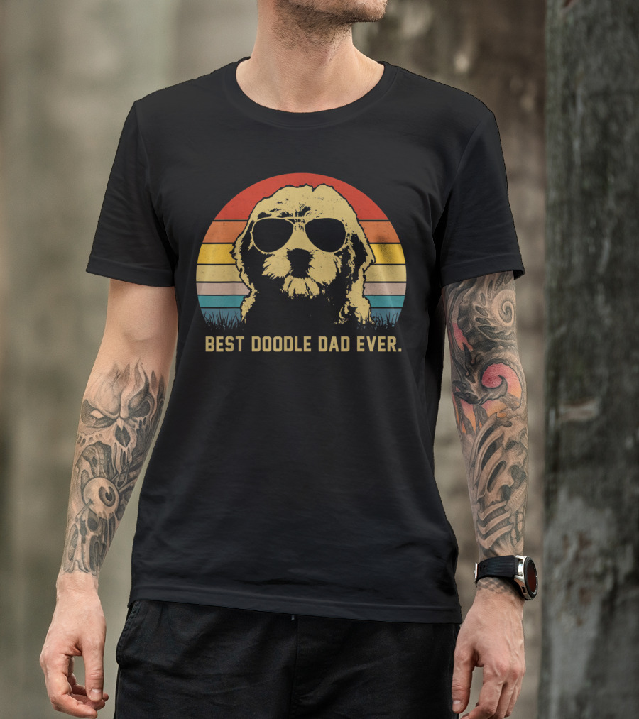 Best Doodle Dad Ever Vintage Sunglasses Retro Stripes Dog T-Shirt