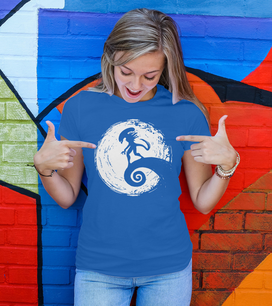 Nightmare On LV 426 Alien Meets Spiral Moon Scene T-Shirt