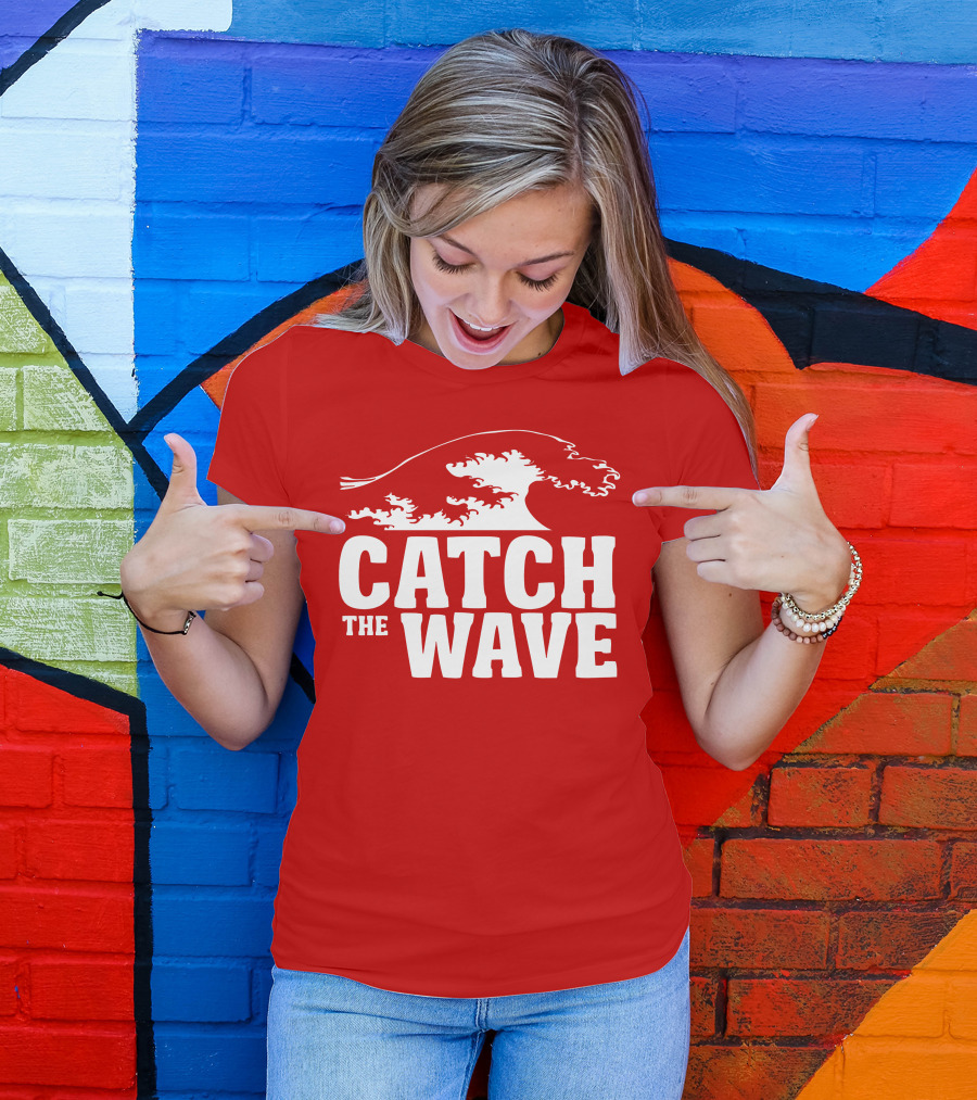 CATCH THE WAVE Red Surf Ocean Wave T-Shirt