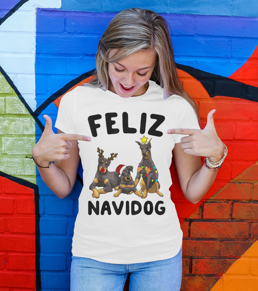 Feliz Navidog Doberman Pinscher With Reindeer Antlers Santa Hat And Christmas Lights T-Shirt