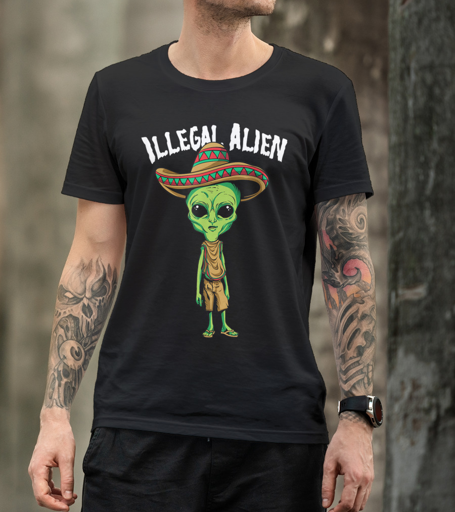 Illegal Alien Funny Mexico Spanish UFO Sombrero T-Shirt