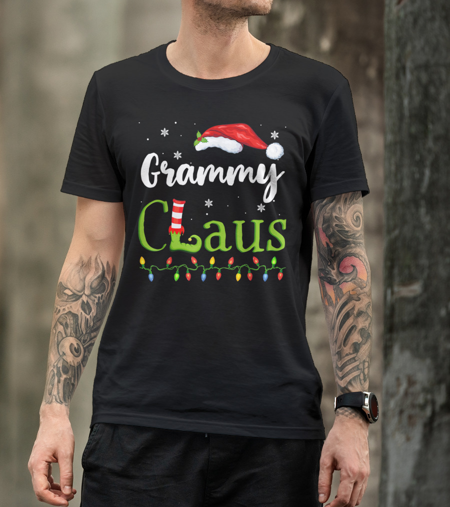Grammy Claus Santa Grandma With Elf Shoe And Christmas Lights T-Shirt