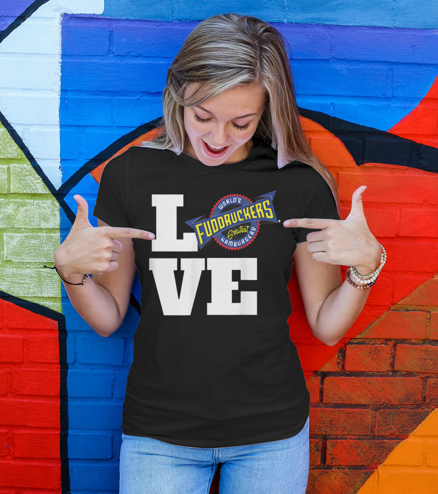 LOVE World's Greatest Hamburgers Fuddruckers T-Shirt