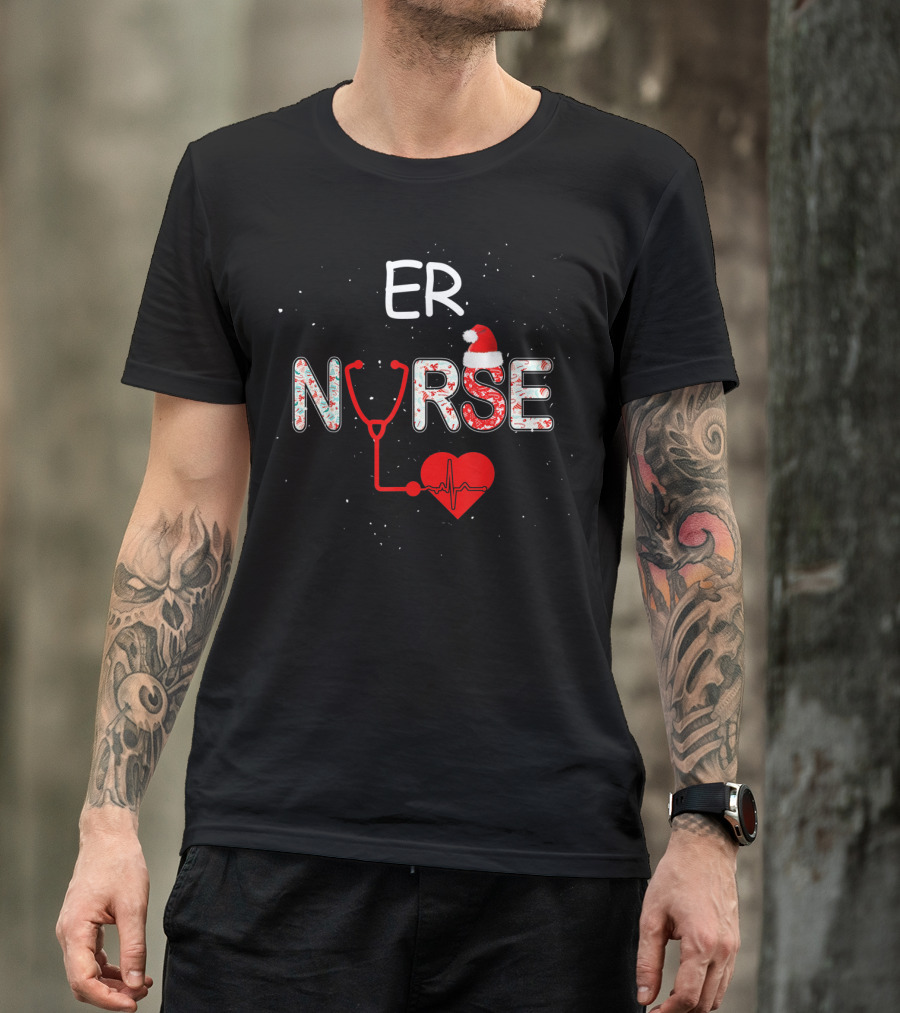 ER Nurse Christmas Santa Hat Stethoscope Heart Xmas Nursing T-Shirt