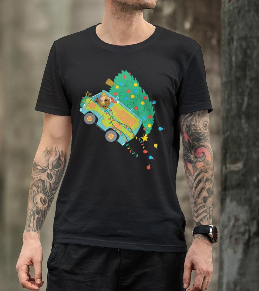 Scooby-Doo Mystery Machine Christmas Tree Adventure T-Shirt