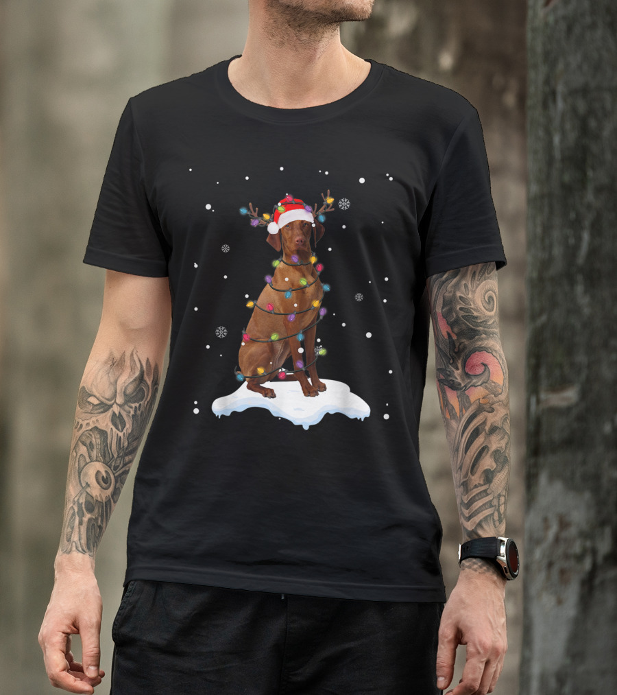 Vizsla Wrapped In Christmas Lights With Santa Hat And Antlers In Snow T-Shirt