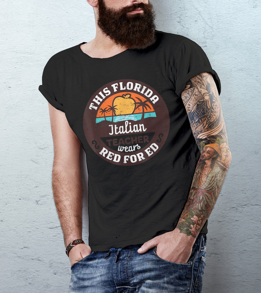 This Florida Italian Teacher Wears Red For Ed Sunset Palm Trees T-Shirt