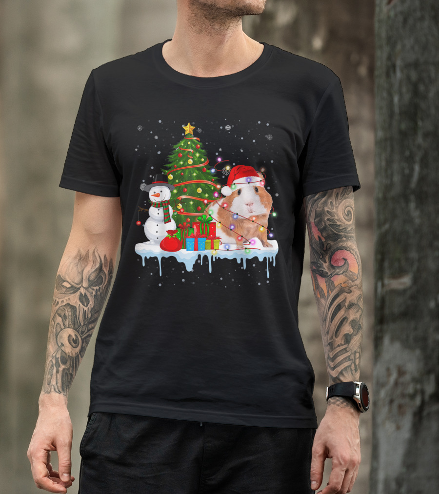 Guinea Pig Santa Hat Christmas Lights Snowman Tree Gifts Snow T-Shirt