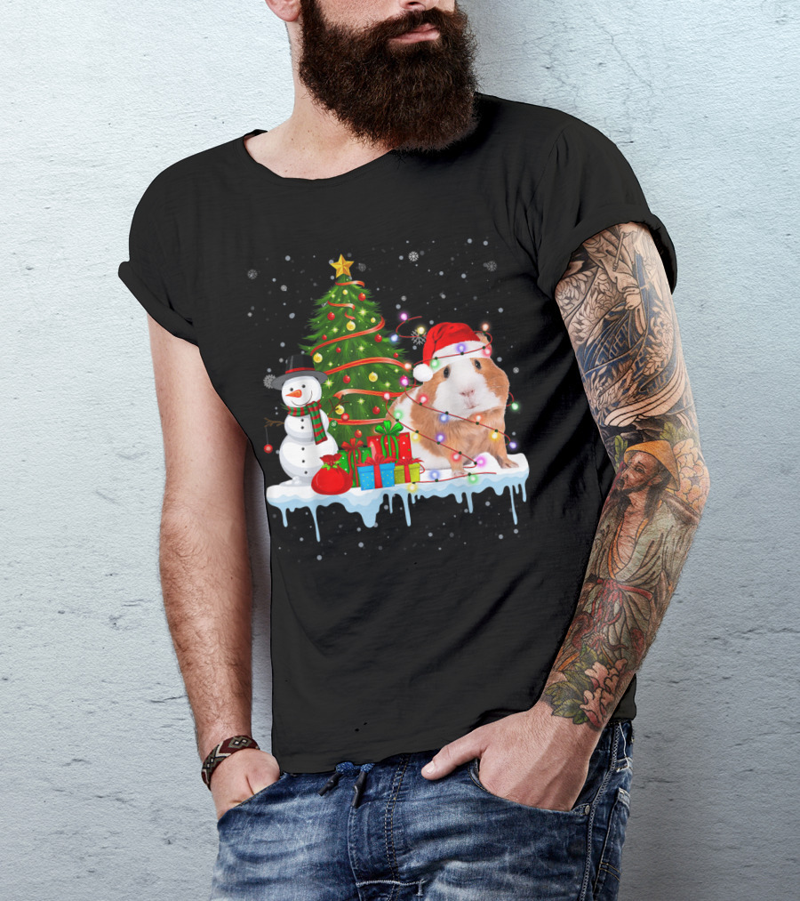 Guinea Pig Santa Hat Christmas Lights Snowman Tree Gifts Snow T-Shirt
