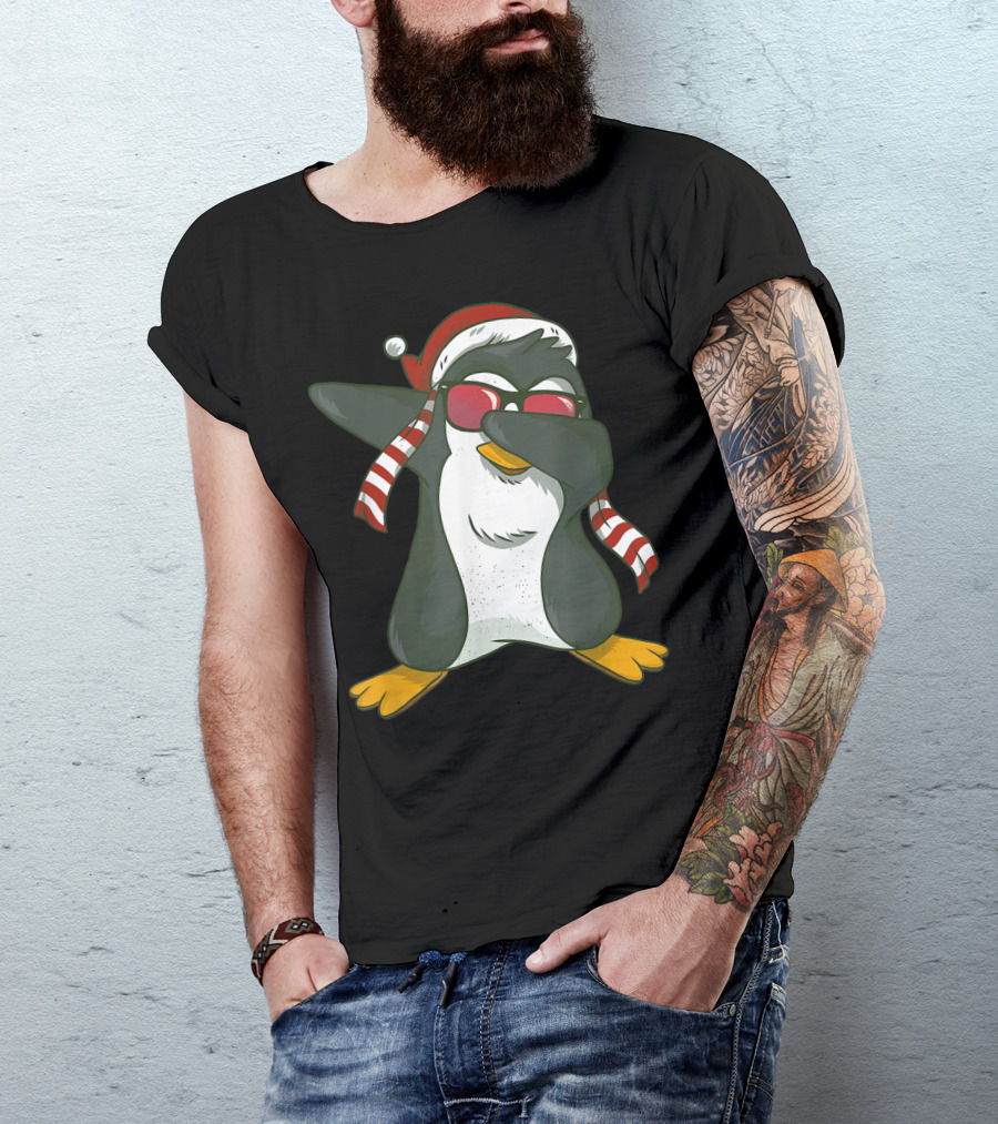 Funny Christmas Dabbing Penguin In Santa Hat With Scarf T-Shirt