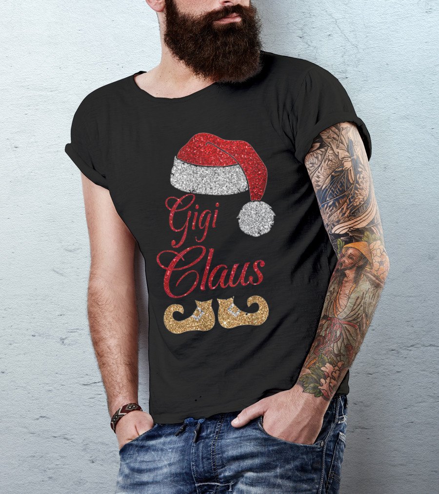Gigi Claus Santa Hat Festive Elf Shoes Family Group Christmas T-Shirt