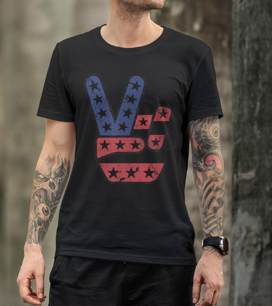 4Th Of July American Flag Peace Sign Hand Stars Stripes T-Shirt