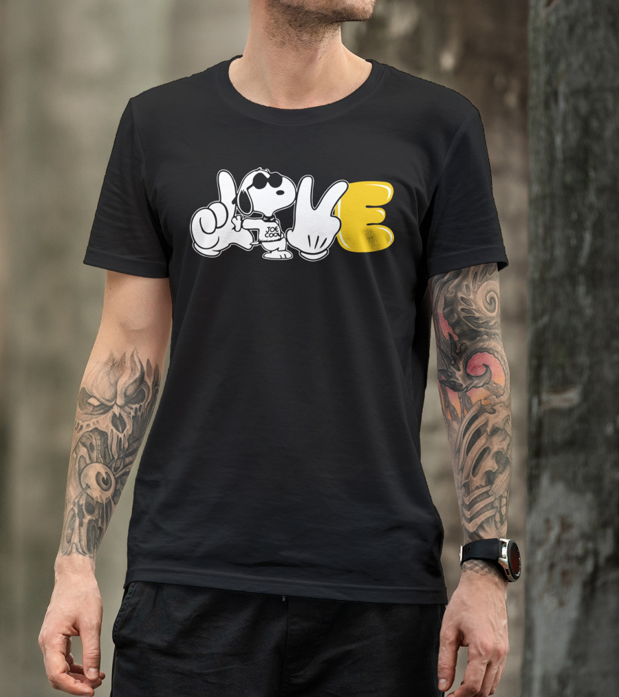Love Sign Language Joe Cool Snoopy The Peanuts Movie T-Shirt