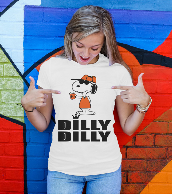 Dilly Dilly Funny Snoopy The Peanuts Movie Beer Hat And Glass T-Shirt