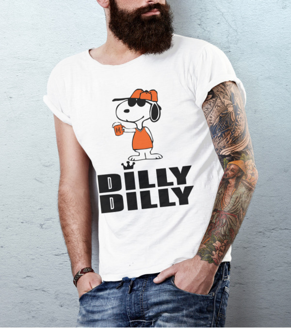 Dilly Dilly Funny Snoopy The Peanuts Movie Beer Hat And Glass T-Shirt