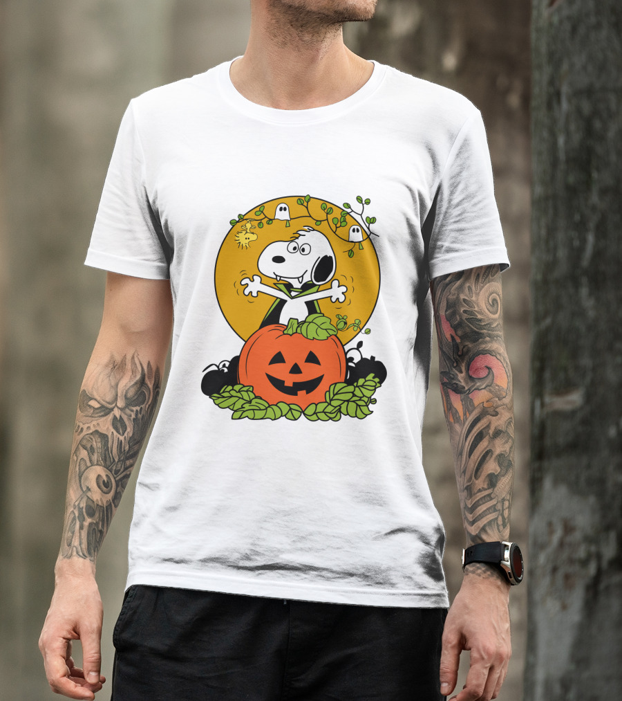 Pumpkin Halloween Snoopy Vampire Peanuts Movie Ghosts Jack-O'-Lantern T-Shirt