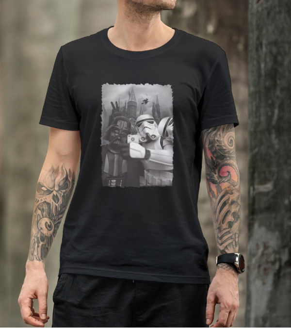 Hogwarts Selfie With Darth Vader And Stormtroopers Star Wars Crossover T-Shirt