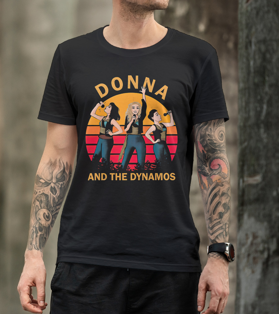 Donna And The Dynamos Sunset Singing Trio T-Shirt