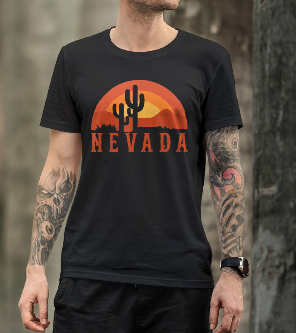 Nevada Cactus Sunset Desert Travel USA T-Shirt