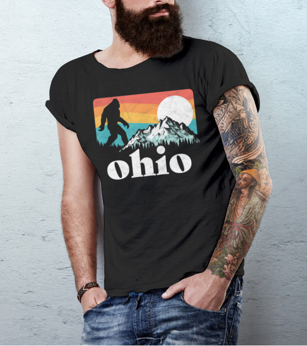 Ohio Bigfoot Mountains Retro Sun T-Shirt