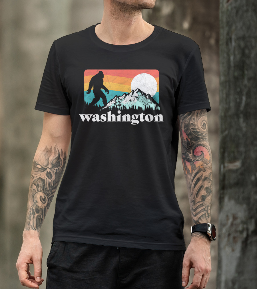 Washington Bigfoot Pacific Northwest Retro Mountain Sunset T-Shirt