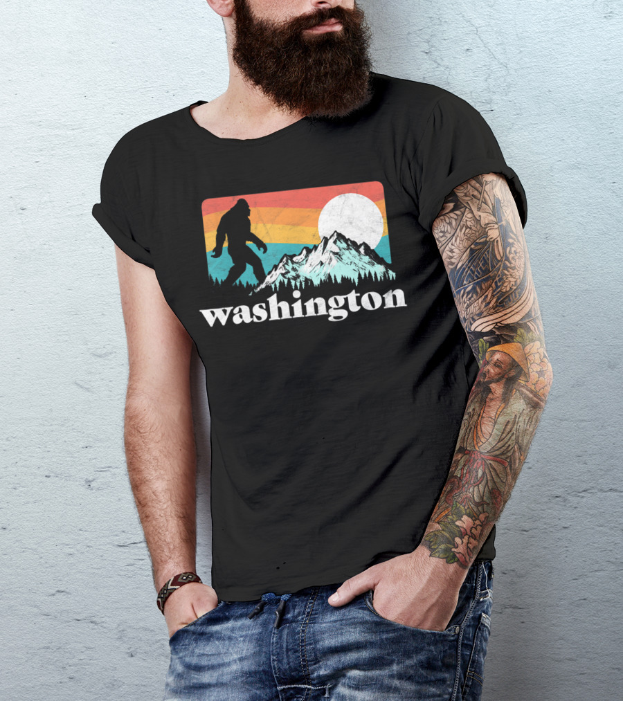 Washington Bigfoot Pacific Northwest Retro Mountain Sunset T-Shirt