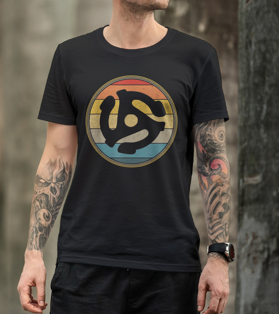 Retro Vinyl 45 RPM Record Insert Icon In Vintage Sunset Colors T-Shirt