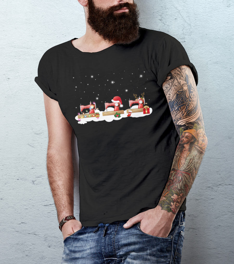 Funny Christmas Quilting Machines With Santa Hat And Reindeer Antlers For Quilters T-Shirt