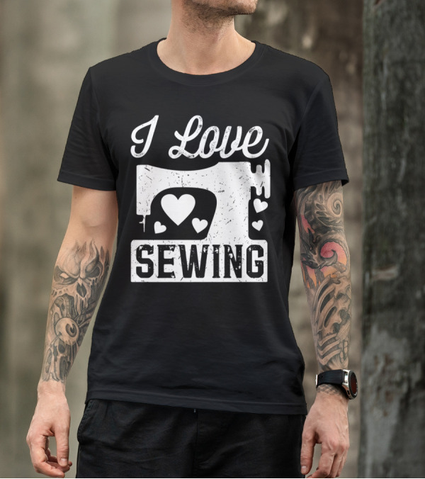 I Love Sewing Quilters Crafting Sewing Machine Hearts T-Shirt