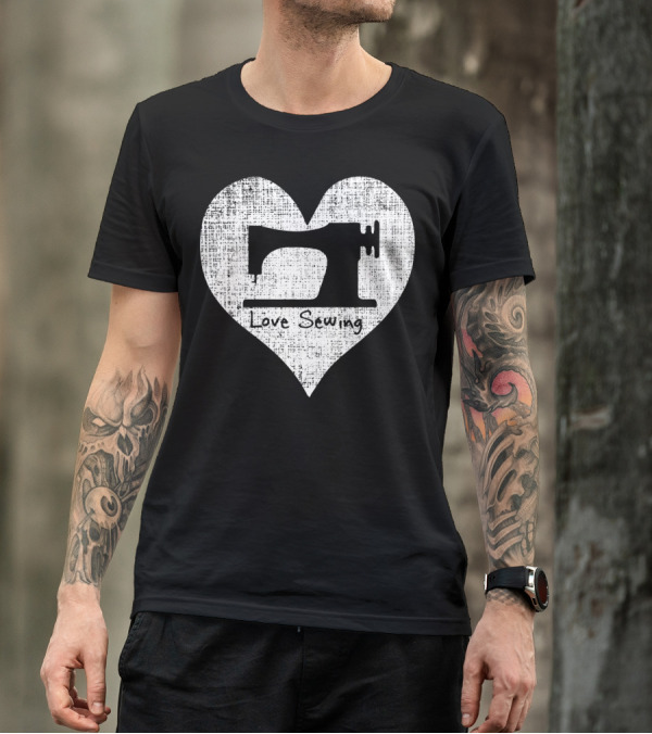 Love Sewing Heart With Vintage Sewing Machine Graphic For Quilting Enthusiasts T-Shirt