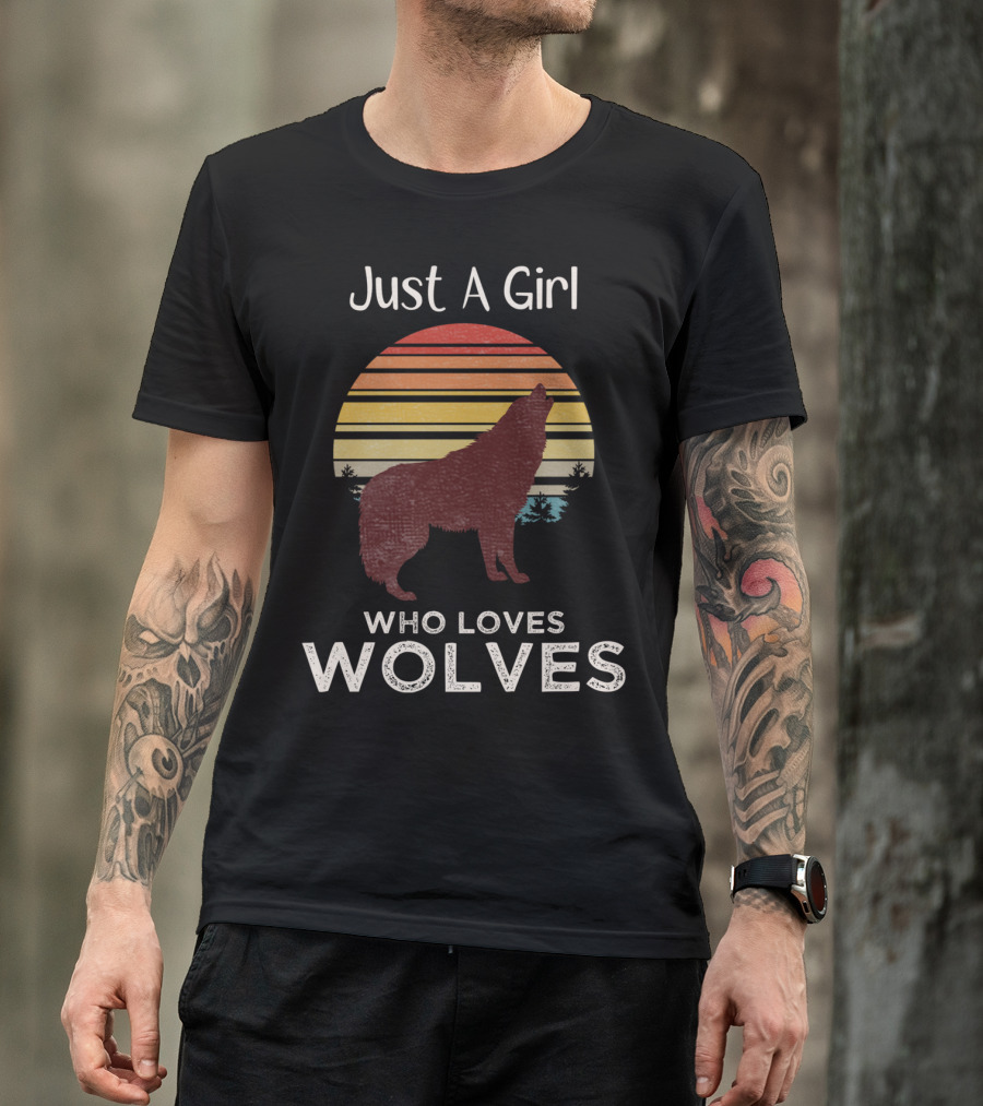 Just A Girl Who Loves Wolves Vintage Wolf Sunset T-Shirt