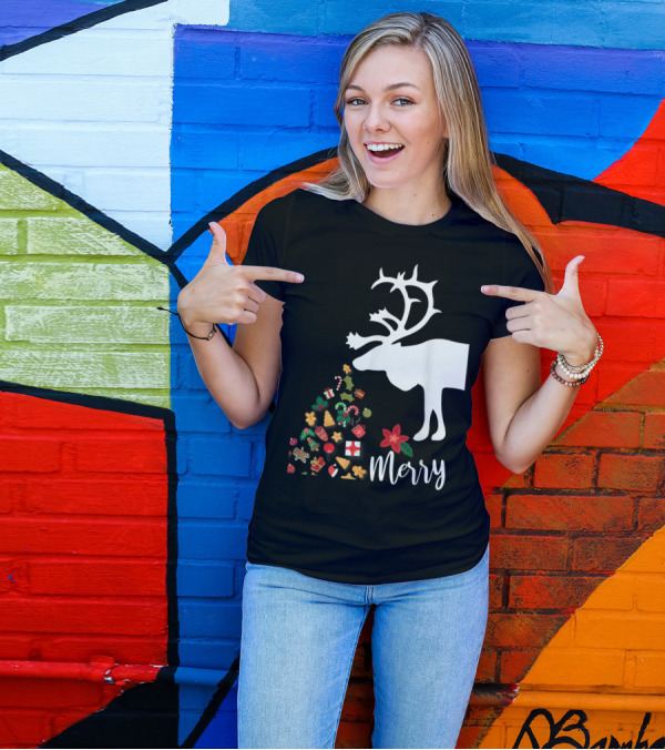 Reindeer Christmas Merry Holiday Icons Gifts Gingerbread Cookies T-Shirt